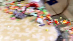 A lot of candy and sweets! LOL! Много конфет и СЛАДОСТЕЙ!