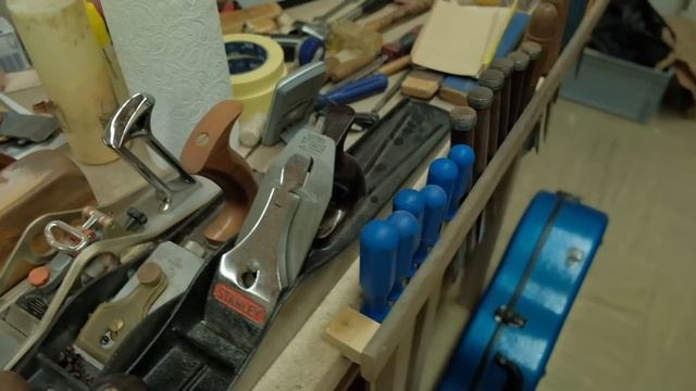 Как сделать гитару своими руками - день 12 смотреть онлайн