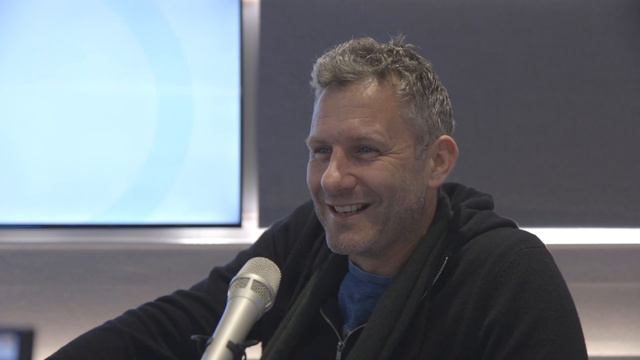 Six degrees of Aussie separation with Adam Hills смотреть онлайн