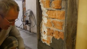 Как отштукатурить откосы двери-РОВНО своими руками