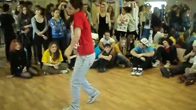 Катя Бариева vs Маленький Джо 2 выход 1 2@Суповой набор 2 Made in Hip Hop Dance Battles смотреть онлайн