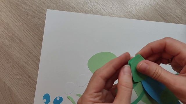 Кузнечик из бумаги, 3 Д поделка смотреть онлайн