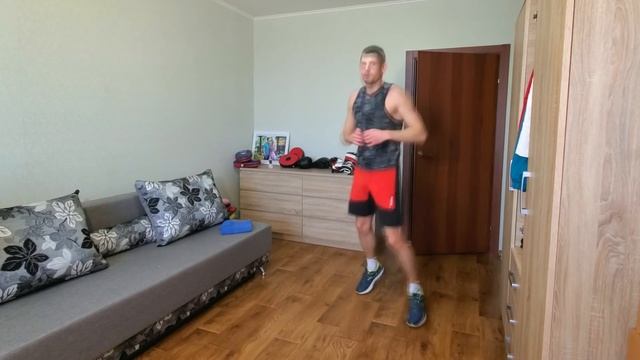 Бокс тренировка в домашних условиях - наработка серий