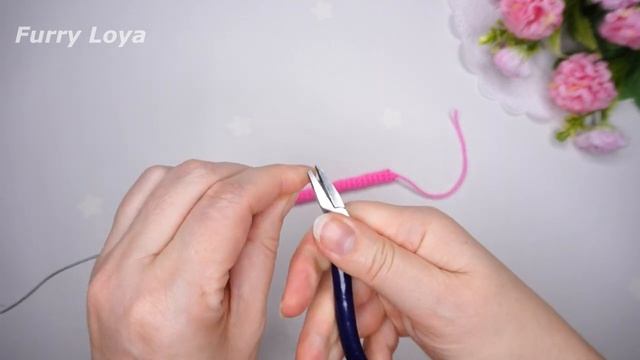 Я СВЯЗАЛА это за КОПЕЙКИ? Еле УСПЕВАЮ ДЕЛАТЬ? Брелок СЕРДЕЧКО крючком за 15 мин