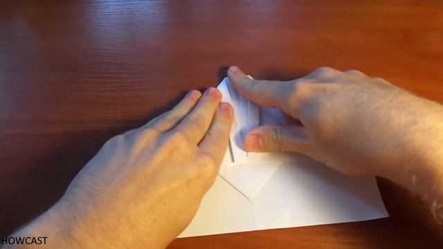 Как сделать простой самолетик из бумаги