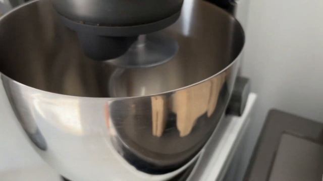 Кухонная машина Moulinex Masterchef Gourmet+ QA613DB1 смотреть онлайн