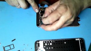 Разборка  и  замена  дисплея Xiaomi Mi A1