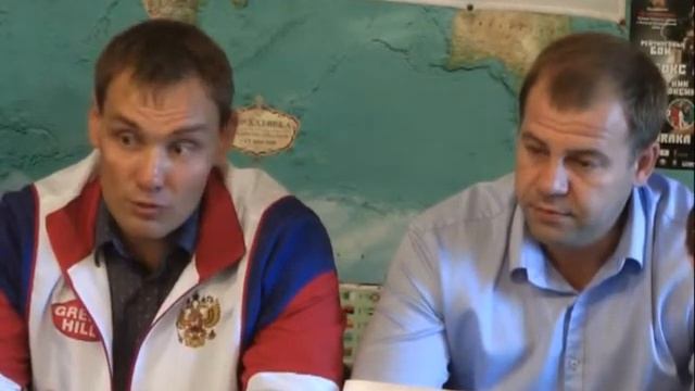Пресс конференция кикбоксеров смотреть онлайн