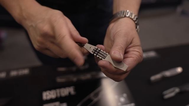 Pocket Checking LEGENDS at Blade Show 2023 смотреть онлайн