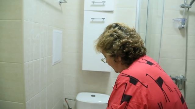 Самое лучшее средство, чтобы отмыть плитку в ванной от налета