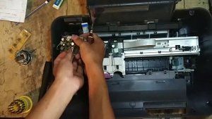 How to open Hp deskjet 1050 Printer