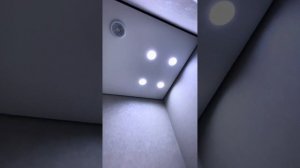 Теневой парящий натяжной потолок.