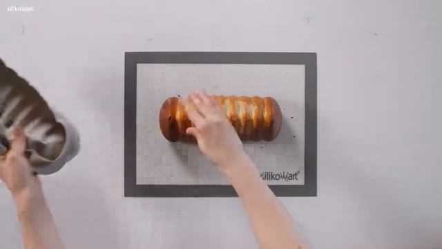 PinchofJoy.ru / Форма для приготовления пирожных Inserto Buche / Silikomart смотреть онлайн