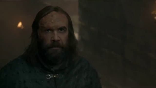 Qyburn death ¦ Mountain disobeys Cersei and fights Hound Game of Thrones 8x05 GoT scene смотреть онлайн