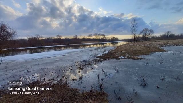 Красоты Курской области,река Сейм не много растеклась,скоро начнем рыболовный сезон.. смотреть онлайн