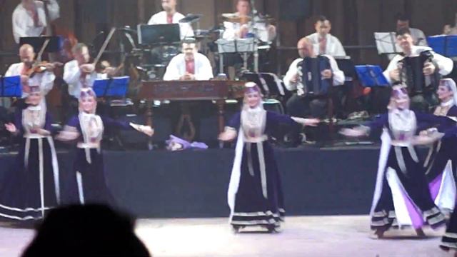 VERYOVKA Ukrainian Folk Choir - Хор ім. Верьовки. Пісні і танці народів світу. 29 /05 /2019. КПІ. смотреть онлайн