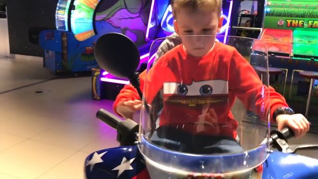 Артур Новая НЯНЯ Для Маленьких блогеров! Картонка и Timko Kid
