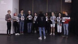 ПОЦЕЛУЙ С НЕЗНАКОМЦЕМ  ЖЕНЯ СВЕТСКИ