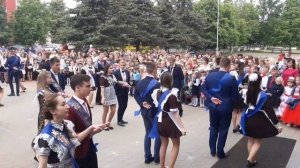 Выпускной вальс 11 класса Жемчужненской СШ