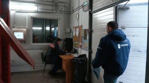 Профессии. Механик по выпуску автомобилей.