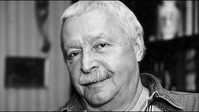 Юрий Левитанский. Листья мокли под окном...Читает Елена Красоткина