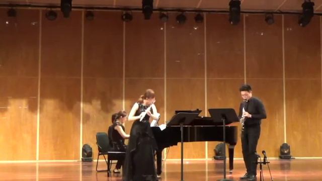 Saint-Saëns - tarantella trio for flute, clarinet and piano смотреть онлайн