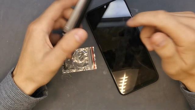 Какой дисплей купить: с рамкой или без? Вечный вопрос. смотреть онлайн