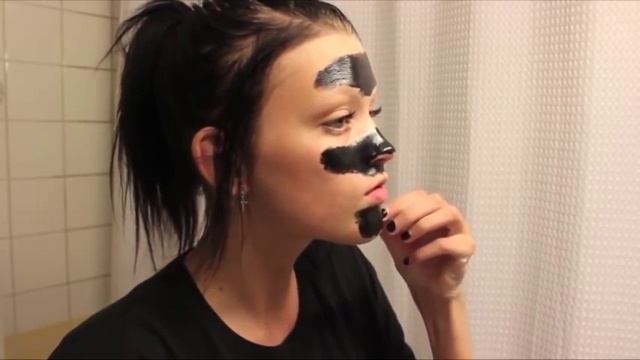 Diy Black Mask//Черная Маска От Черных Точек В Домашних Условиях. [Маска От Черных Точек Дома] смотреть онлайн