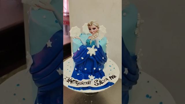 special customising cake online order flavour KitKat 8 pound Elsa doll theme cake 🎂 #lahore Pakista