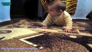 Супер Смешные Дети! Малыши учатся ползать! / Funny Kids! Kids learn to crawl!