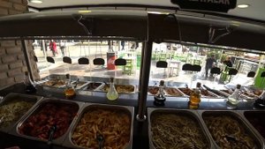 Уличная еда в Анталии // шведский стол за 15 лир