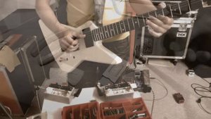 Epiphone Explorer - DiMarzio DP100 Super Distortion