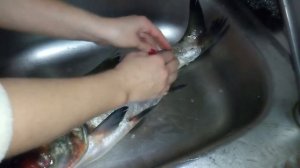 Лайфхак Как Быстро Очистить рыбу.
