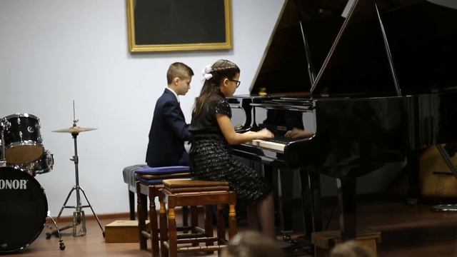 Д.Шостакович Вальс для 2 х фортепиано смотреть онлайн