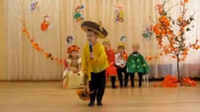 Праздник осени в детском саду Дельфинёнок смотреть онлайн