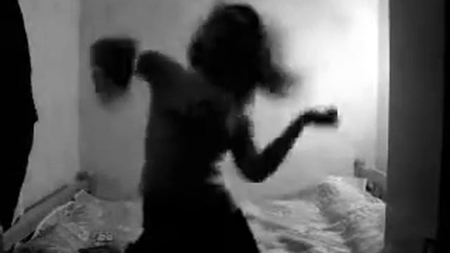 Соня классно танцует тектоник.mp4 смотреть онлайн