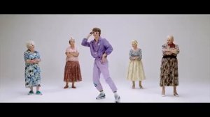 Янго клип верни бывшую причёску