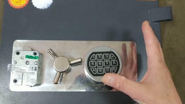 КАК ОТКРЫТЬ СЕЙФ С ЭЛЕКТРОННЫМ ЗАМКОМ/#відкритисейф+380683803449 смотреть онлайн