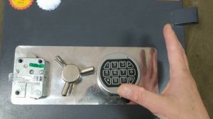 КАК ОТКРЫТЬ СЕЙФ С ЭЛЕКТРОННЫМ ЗАМКОМ/#відкритисейф+380683803449