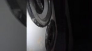 Ground Zero 4125X качает 2x10" Boschmann