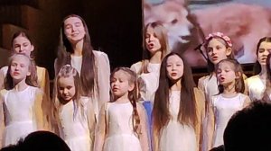 Преданный собаки нету существа. Хор Великан.  Зарядье. Евгений Крылатов