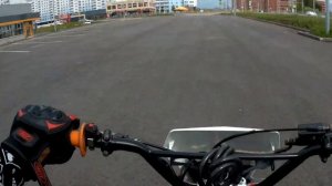 ПОКАТУШКИ НА ПИТБАЙКЕ | УЧУСЬ СТАНИТЬ | СТАНТ С ОДНОЙ РУКОЙ