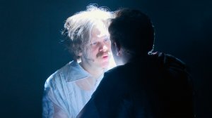 В МХТ им Чехова премьера по фантастической повести братьев Стругацких – спектакль «Далекая Радуга»