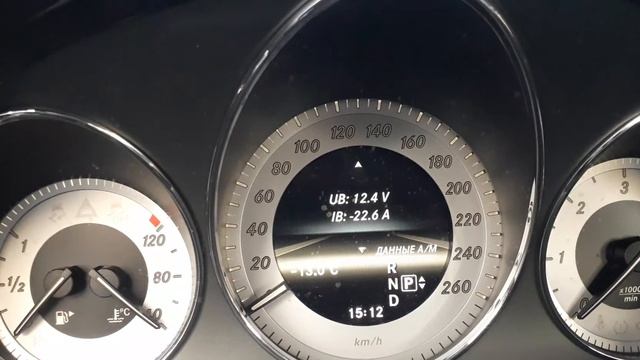 Mercedes GLK  220 Сервисное меню, наблюдение за текущим напряжением  и  током в бортовой сети