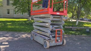 Ножничный подъёмник SkyJack 4632. 2007 г.в. 12 метров. Пиканиска.