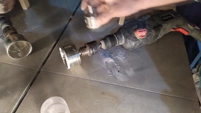 Отверстие под раковину в столешнице из керамогранитной плитки смотреть онлайн