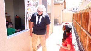 Jannie and Andrew Pretend Play Drive Thru Shop | Funny Food Toys Story