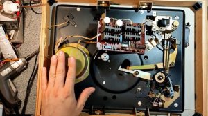 Электропроигрыватель Радиотехника ЭП-101 стерео, обзор начинки видео №1