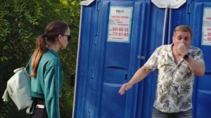 В общественном туалете жесть! ?