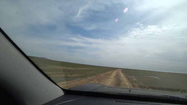 Дорога на гору Богдо и озеро Баскунчак. Поездка на своей машине. смотреть онлайн